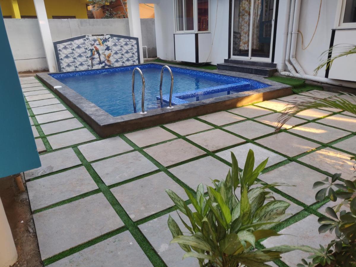 Queen Of Queen'S Hotel Calangute Eksteriør billede