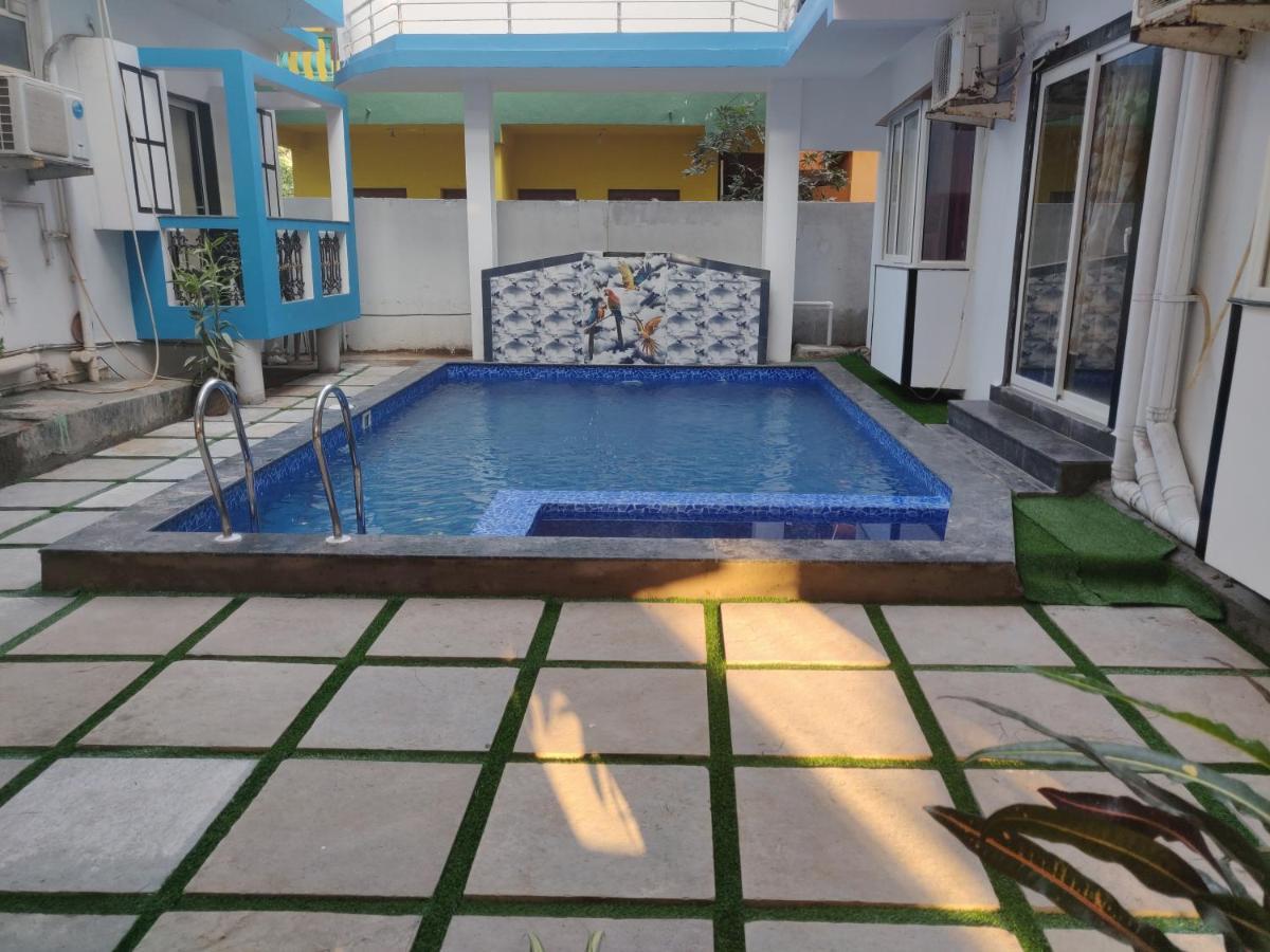 Queen Of Queen'S Hotel Calangute Eksteriør billede